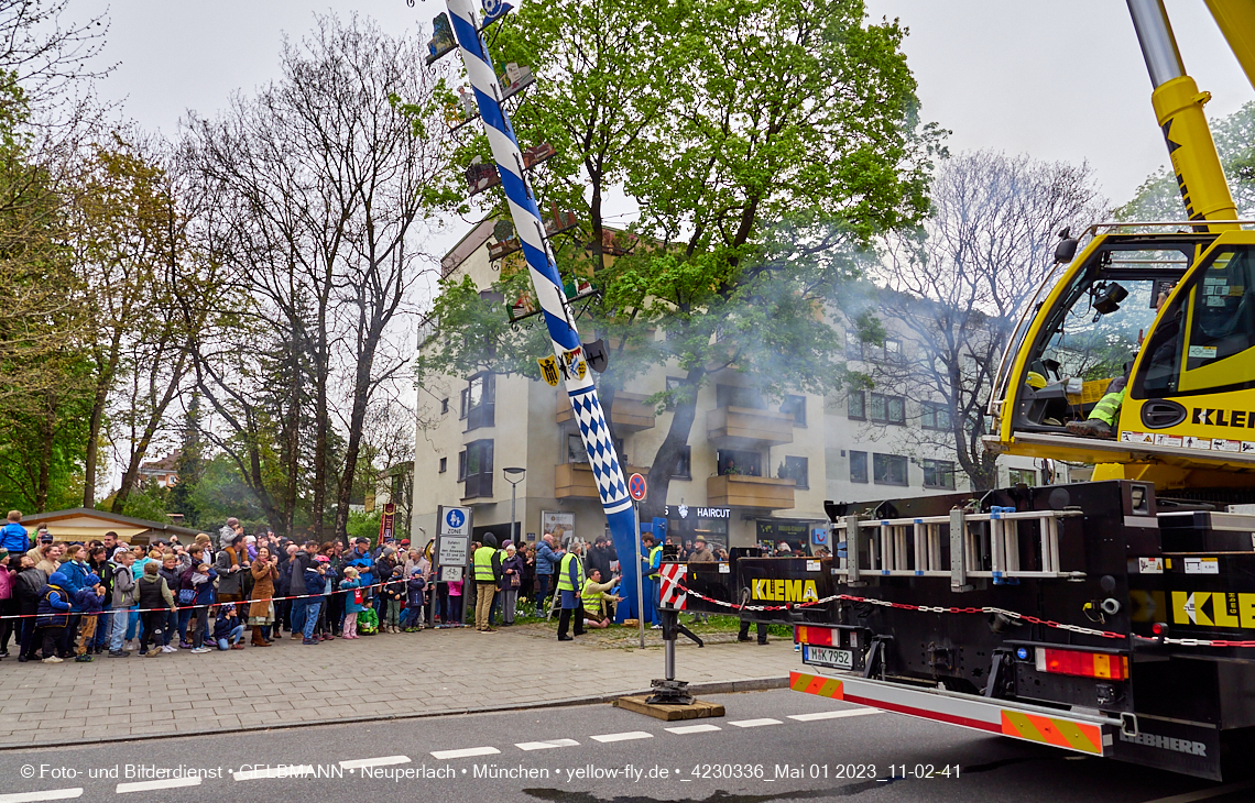 01.05.2023 - Maibaumaufstellung in Berg am Laim